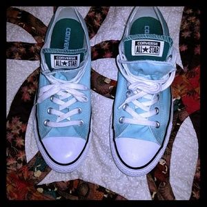 Women Converse